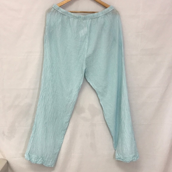 Addison Meadow Cotton Pajamas Set - Picture 5 of 9